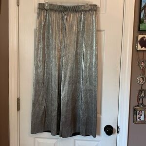 Medium Silver shimmer pants for parties or everyday wear